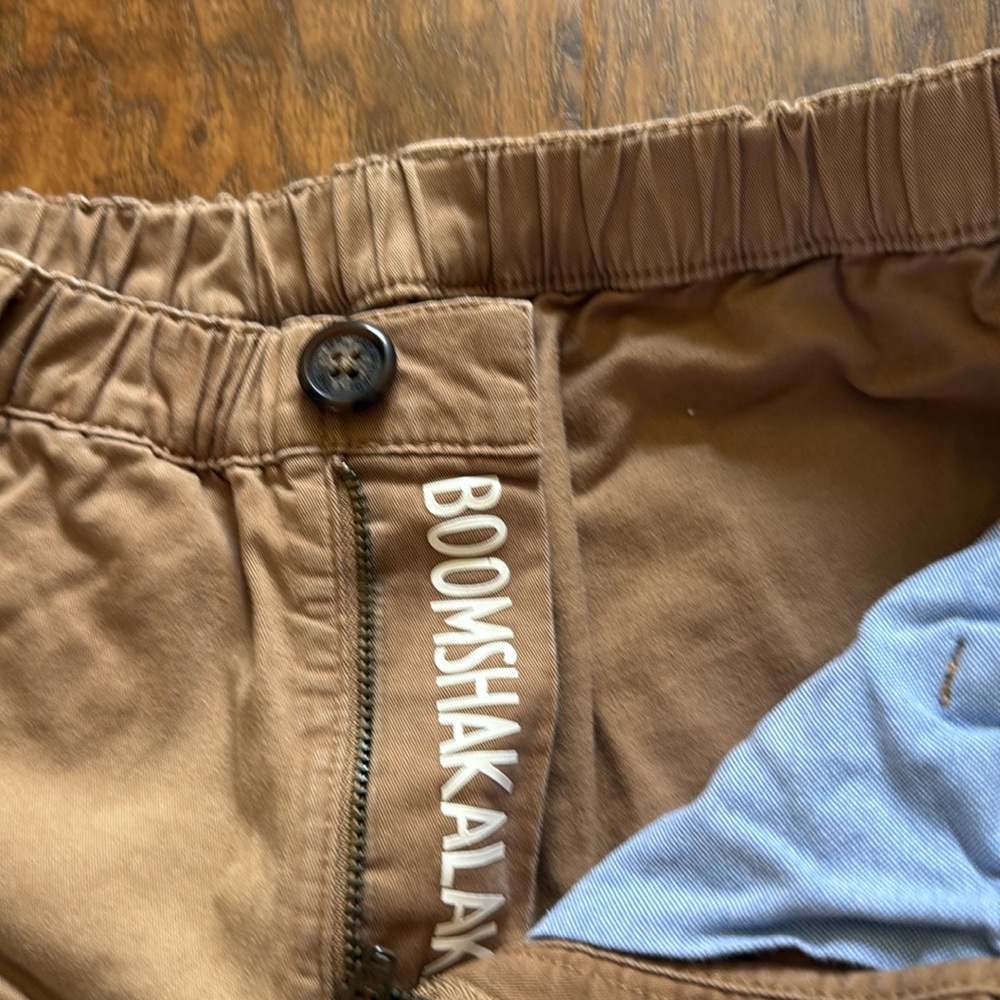 Chubbies 5.5” inseam stretch shorts - Picture 4 of 8